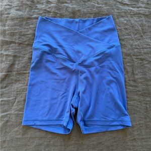 OFFLINE By Aerie Real Me Crossover 5" Bike Short in Yearbook